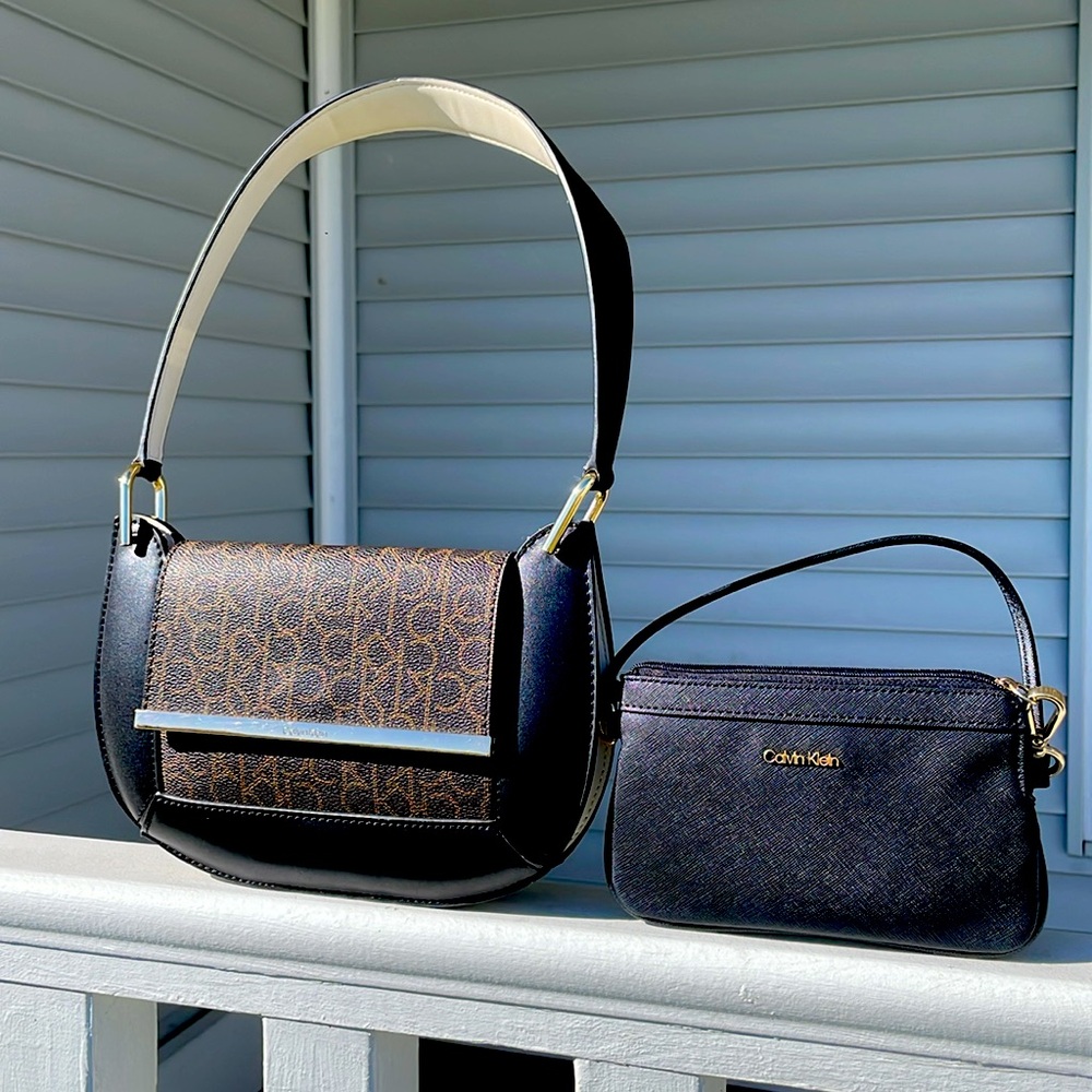 Calvin Klein Shoulder bag and wristlet